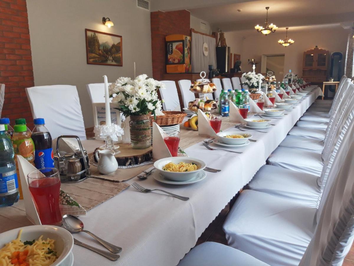Hotel Pensjonat I Restauracja Nowak Łapsze Niżne Exterior foto